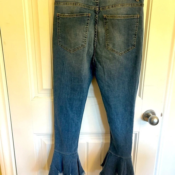 Pull and Bear flare bell bottom frayed jeans size  29 - Picture 6 of 6